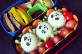 Рецепт бенто №3. Панды из риса, сосиски-осьминожки и японский омлет