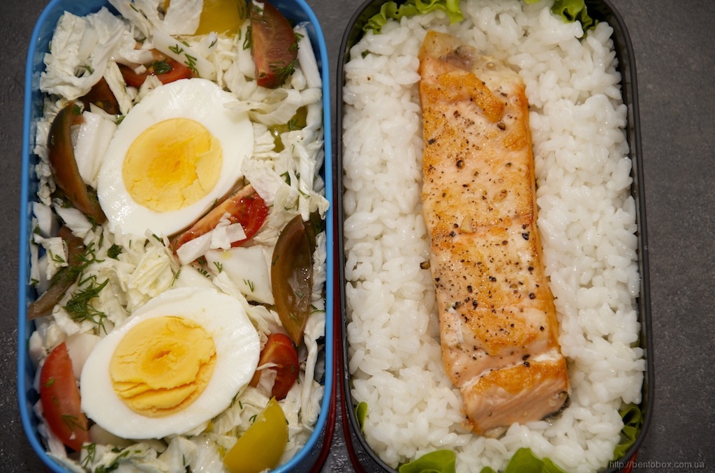 рецепт обеда бенто рис жареный лосось
