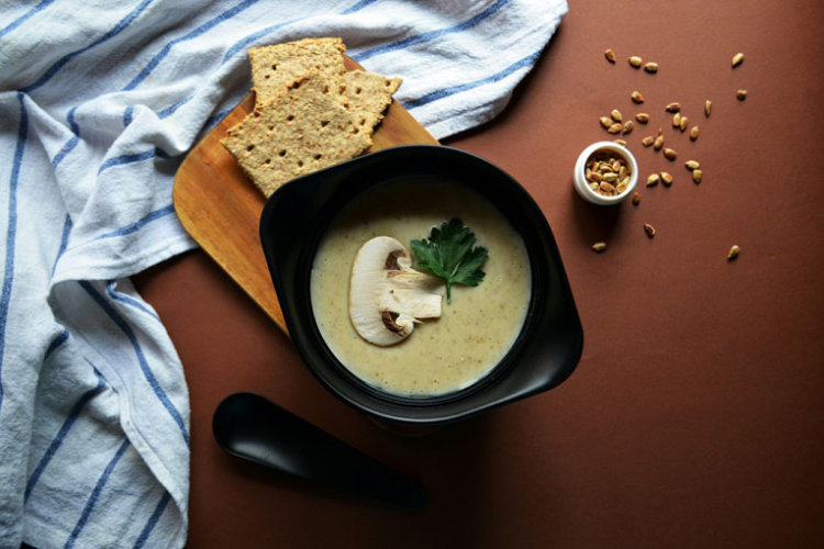 Рецепт бенто №120. Крем-суп из шампиньонов и картофеля