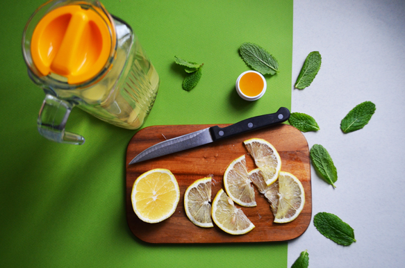 рецепт имбирного чая с лимоном, мятой и мёдом